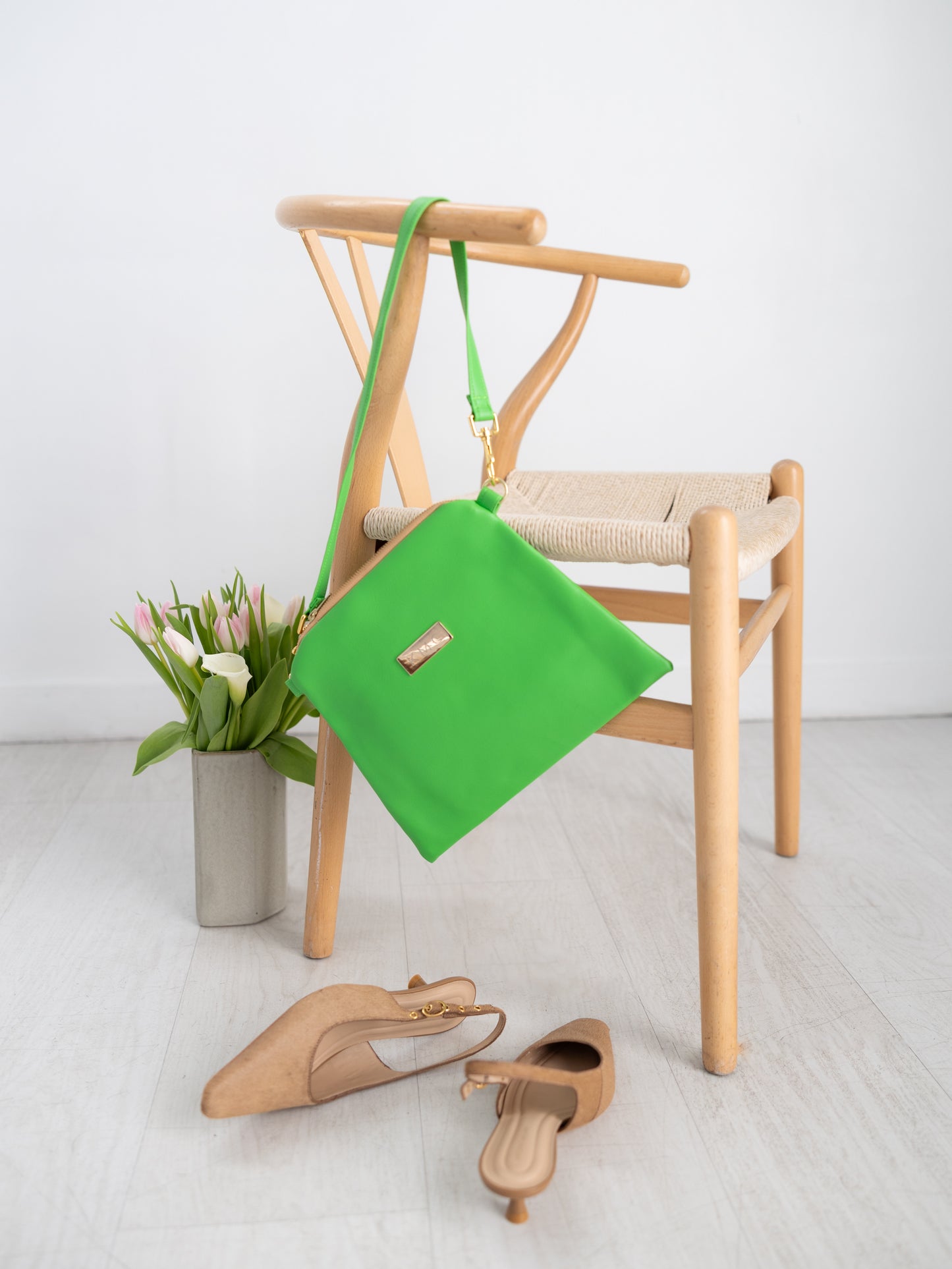 The North-South Handbag — Kelly Green 'Blazer II'