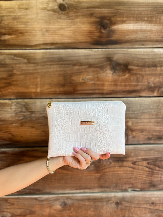 The Essential Clutch — Snow 'Crocodile'